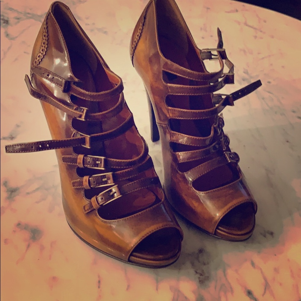 Bally